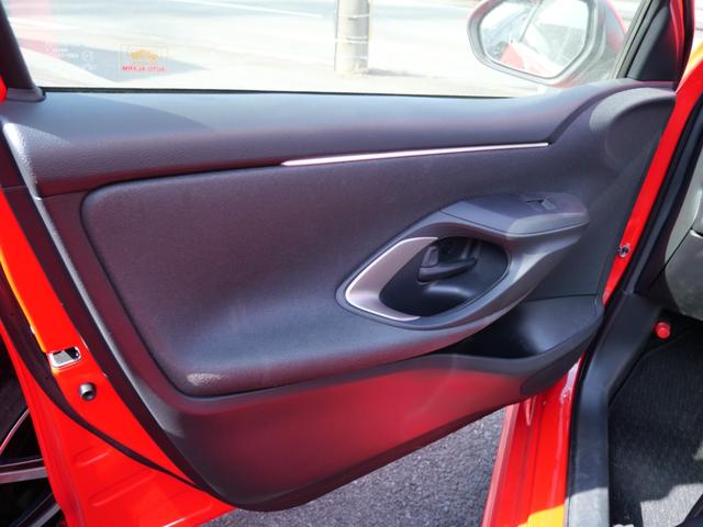 ヤリス ハイブリッドZ スマートキー プッシュスタート ナビ 全方位モニター シートヒーター USBポート ETC パワーステアリング パワーウィンドウ(13枚目)