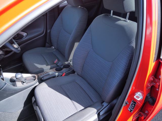 ヤリス ハイブリッドZ スマートキー プッシュスタート ナビ 全方位モニター シートヒーター USBポート ETC パワーステアリング パワーウィンドウ(15枚目)