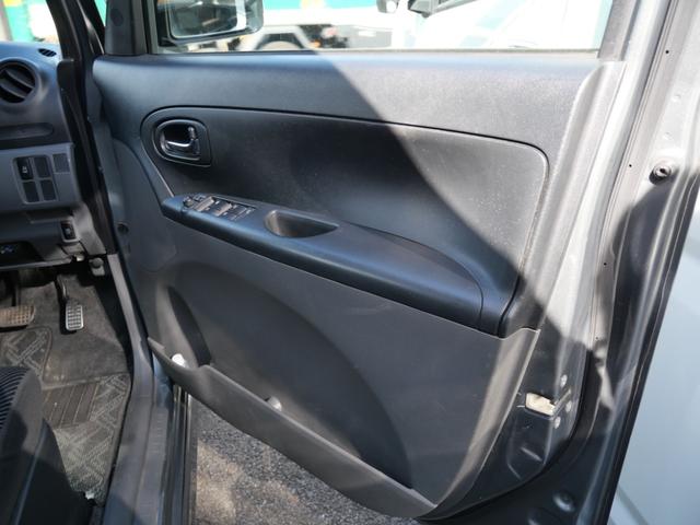 タント カスタムＸリミテッド　スマートキー　ＥＴＣ　ナビ　ＴＶ　左側電動スライドドア　電動格納ミラー　オートエアコン　パワーステアリング　パワーウィンドウ（12枚目）