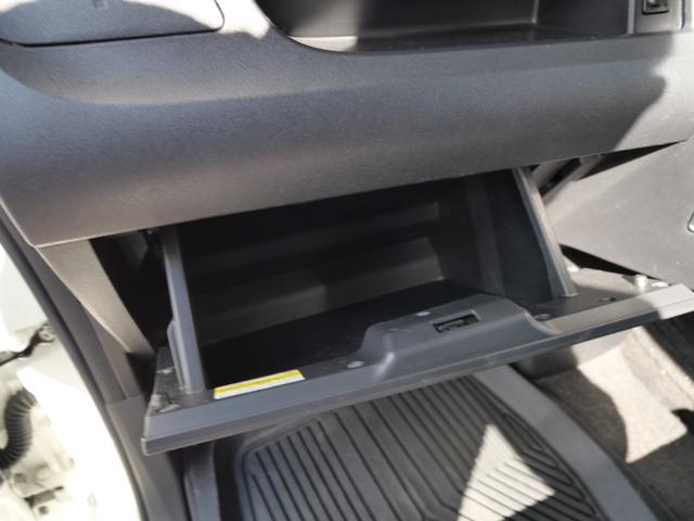 タント カスタムＲＳ　トップエディションＳＡ　両側電動スライドドア　純正ナビ　フルセグ　バックモニター　スマートキー　プッシュスタート　オートエアコン　トラクションコントロール　エコアイドル　ＥＴＣ（21枚目）