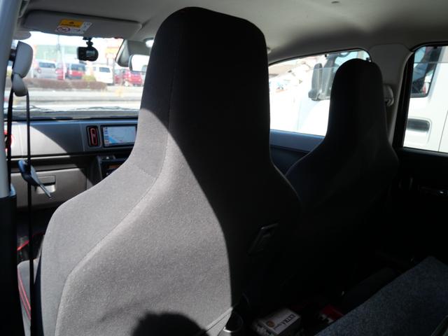 アルトターボＲＳ ベースグレード　ナビ　フルセグ　スマートキー　プッシュスタート　トラクションコントロール　アイドリングストップ　オートエアコン　シートヒーター　ドライブレコーダー　ＴＥＩＮ車高調　社外マフラー（17枚目）