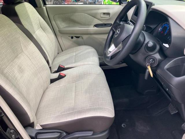 デイズ Ｓ　新品タイヤ／保証書／エマージェンシーブレーキ／車線逸脱防止支援システム／ＥＢＤ付ＡＢＳ／横滑り防止装置／アイドリングストップ／禁煙車／エアバッグ　運転席／エアバッグ　助手席／衝突安全ボディ（4枚目）