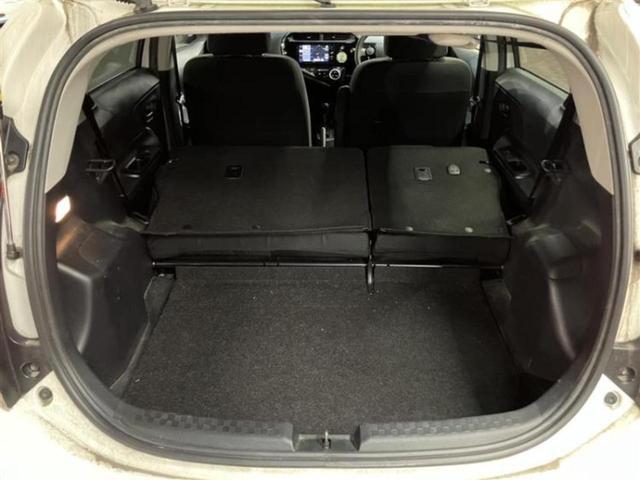 アクア Ｓスタイルブラック　新品タイヤ／保証書／社外　ＳＤナビ／衝突安全装置／車線逸脱防止支援システム／ドライブレコーダー　純正／ＥＴＣ／ＥＢＤ付ＡＢＳ／横滑り防止装置／アイドリングストップ／バックモニター／ワンセグＴＶ　記録簿（8枚目）