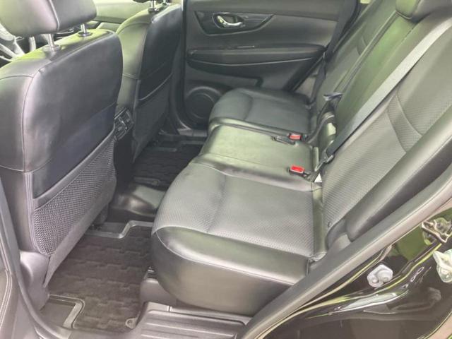 エクストレイル ４ＷＤ２０Ｘｉ　ＶセレクションエクストリーマーＸ　新品タイヤ／保証書／純正　９インチ　ＳＤナビ／インテリジェントルームミラー／衝突安全装置／シートヒーター　全席／全方位モニター／車線逸脱防止支援システム／シート　合皮／プロパイロット／電動バックドア（7枚目）