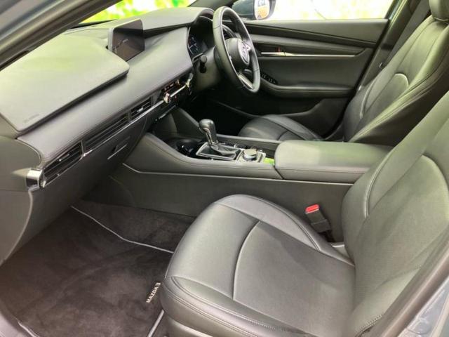 ＭＡＺＤＡ３ファストバック １５Ｓツーリング　純正　ＳＤナビ／衝突安全装置／３６０°ビューモニター／車線逸脱防止支援システム／ドライブレコーダー　前後／ＨＤＭＩ接続／ＥＴＣ／ＥＢＤ付ＡＢＳ／横滑り防止装置／アイドリングストップ　バックカメラ（6枚目）