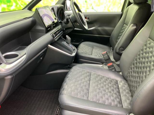 ヴォクシー ハイブリッドＳ－Ｚ　モデリスタエアロ／保証書／ディスプレイオーディオ＋ナビ１０．５インチ／トヨタセーフティセンス／両側電動スライドドア／シートヒーター　前席／パノラミックビューモニター／車線逸脱防止支援システム　ＥＴＣ（7枚目）