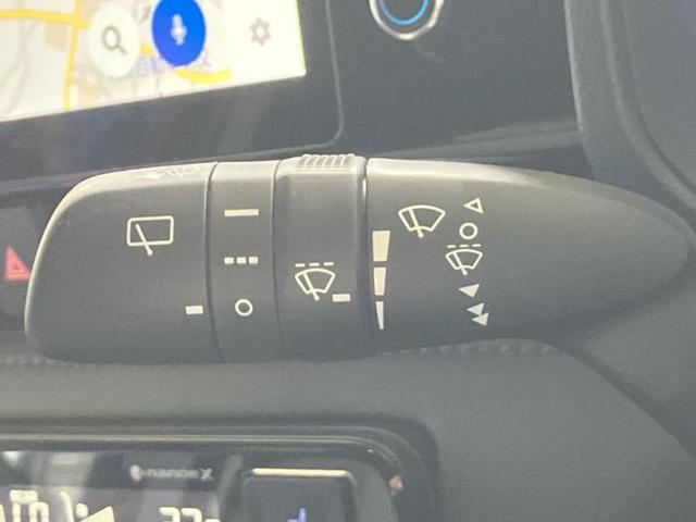 ヴォクシー ハイブリッドＳ－Ｚ　モデリスタエアロ／保証書／ディスプレイオーディオ＋ナビ１０．５インチ／トヨタセーフティセンス／両側電動スライドドア／シートヒーター　前席／パノラミックビューモニター／車線逸脱防止支援システム　ＥＴＣ（17枚目）