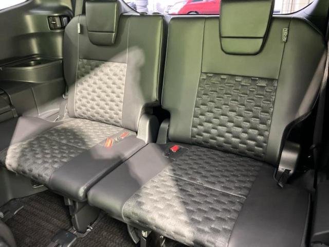 ヴォクシー ハイブリッドＳ－Ｚ　モデリスタエアロ／保証書／ディスプレイオーディオ＋ナビ１０．５インチ／トヨタセーフティセンス／両側電動スライドドア／シートヒーター　前席／パノラミックビューモニター／車線逸脱防止支援システム　ＥＴＣ（19枚目）