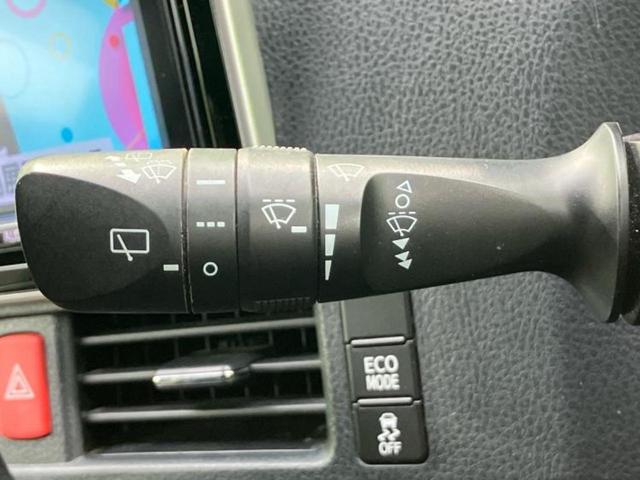 ヴォクシー ＺＳ　新品タイヤ／純正　９インチ　ＳＤナビ／フリップダウンモニター／両側電動スライドドア／ヘッドランプ　ＬＥＤ／ＥＴＣ／ＥＢＤ付ＡＢＳ／横滑り防止装置／アイドリングストップ／バックモニター／フルセグＴＶ（17枚目）