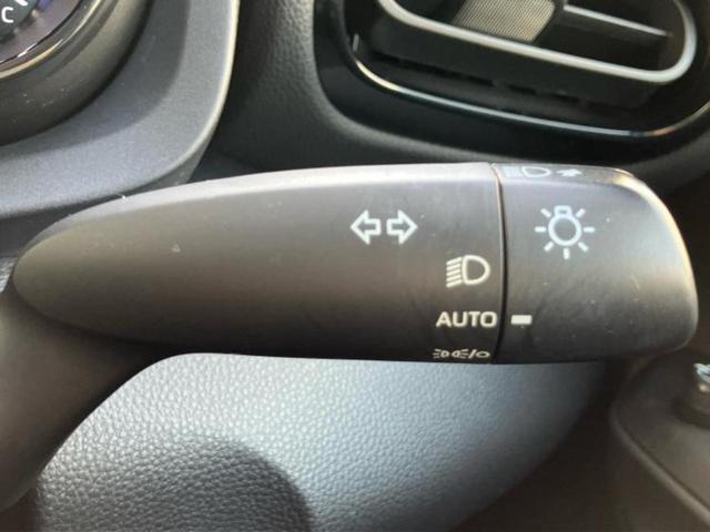 ヤリス ハイブリッドＺ　保証書／ディスプレイオーディオ／衝突安全装置／シートヒーター／車線逸脱防止支援システム／ヘッドランプ　ＬＥＤ／ＥＴＣ／ＥＢＤ付ＡＢＳ／横滑り防止装置／アイドリングストップ／クルーズコントロール（14枚目）