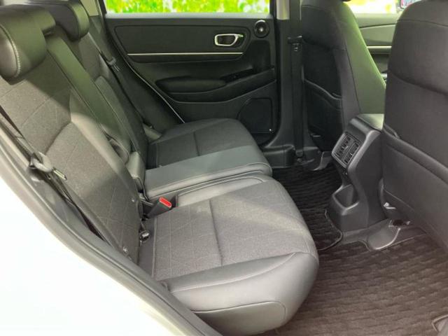 ヴェゼル ｅＨＥＶ　Ｚ　保証書／純正　ＳＤナビ／衝突安全装置／シートヒーター／車線逸脱防止支援システム／シート　合皮／電動バックドア／ヘッドランプ　ＬＥＤ／ＵＳＢジャック／Ｂｌｕｅｔｏｏｔｈ接続／ＥＴＣ／ＥＢＤ付ＡＢＳ（5枚目）