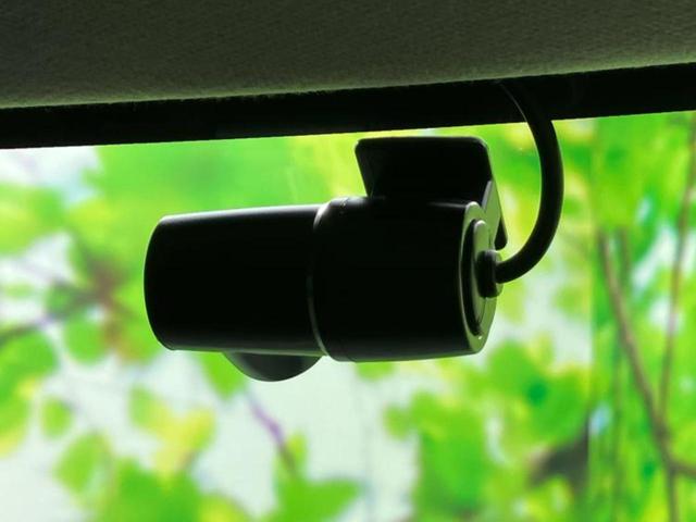 ヴェゼル ｅＨＥＶ　Ｚ　保証書／純正　ＳＤナビ／衝突安全装置／シートヒーター／車線逸脱防止支援システム／シート　合皮／電動バックドア／ヘッドランプ　ＬＥＤ／ＵＳＢジャック／Ｂｌｕｅｔｏｏｔｈ接続／ＥＴＣ／ＥＢＤ付ＡＢＳ（35枚目）