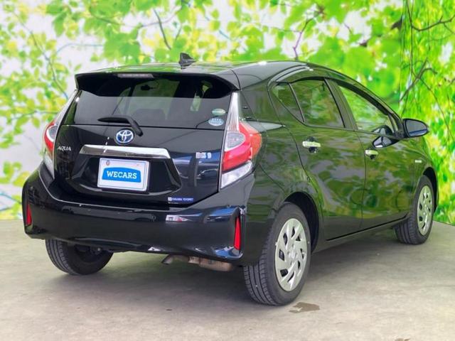 アクア Sスタイルブラック 保証書/純正 SDナビ/衝突安全装置/車線逸脱防止支援システム/ETC/EBD付ABS/横滑り防止装置/アイドリングストップ/フルセグTV/エアバッグ 運転席/エアバッグ 助手席/パワーウインドウ(3枚目)