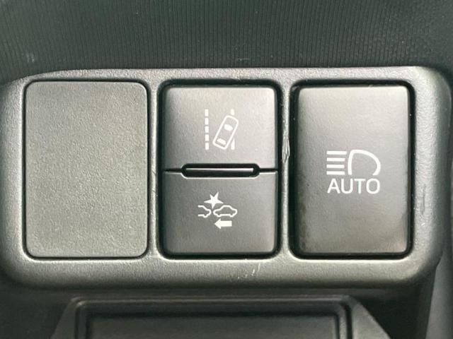 アクア Sスタイルブラック 保証書/純正 SDナビ/衝突安全装置/車線逸脱防止支援システム/ETC/EBD付ABS/横滑り防止装置/アイドリングストップ/フルセグTV/エアバッグ 運転席/エアバッグ 助手席/パワーウインドウ(28枚目)