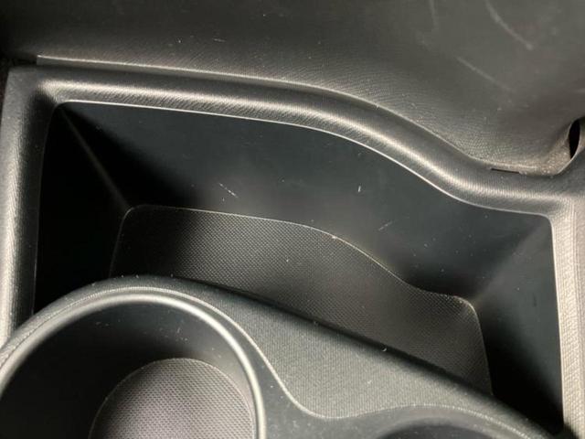 アクア Sスタイルブラック 保証書/純正 SDナビ/衝突安全装置/車線逸脱防止支援システム/ETC/EBD付ABS/横滑り防止装置/アイドリングストップ/フルセグTV/エアバッグ 運転席/エアバッグ 助手席/パワーウインドウ(36枚目)