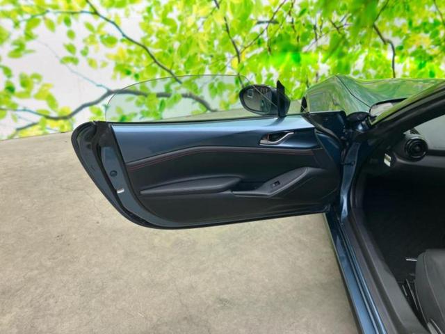 ＷＥＣＡＲＳでは各商談席に大型モニターをご用意しております！見やすい大画面でゆったりと全国の在庫をご覧いただけます！是非ご来店お待ちしております！