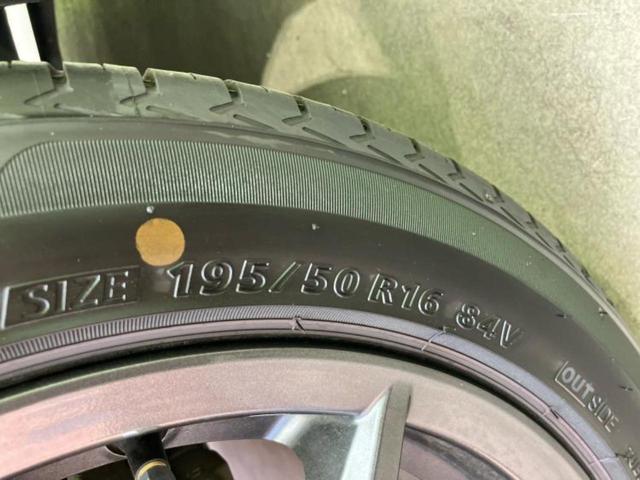 ＷＥＣＡＲＳの展示場では実際に見て、触ってお車をお選びいただけます！知識の豊富な営業スタッフが様々なカーライフをご提案いたします！