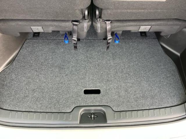 セレナ ｅパワーハイウェイスターＶ　保証書／純正　１０インチ　メモリーナビ／衝突安全装置／両側電動スライドドア／シートヒーター　前席／アラウンドビューモニター／車線逸脱防止支援システム／ドライブレコーダー　社外／ヘッドランプ　ＬＥＤ（26枚目）