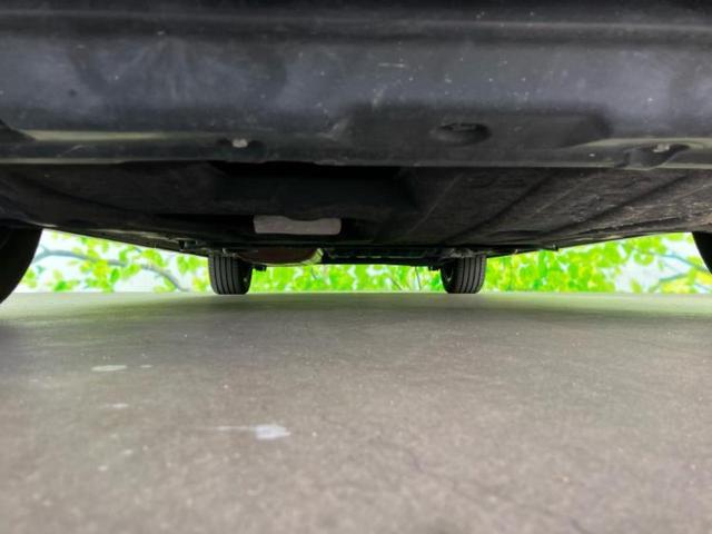 セレナ ｅパワーハイウェイスターＶ　保証書／純正　１０インチ　メモリーナビ／衝突安全装置／両側電動スライドドア／シートヒーター　前席／アラウンドビューモニター／車線逸脱防止支援システム／ドライブレコーダー　社外／ヘッドランプ　ＬＥＤ（53枚目）