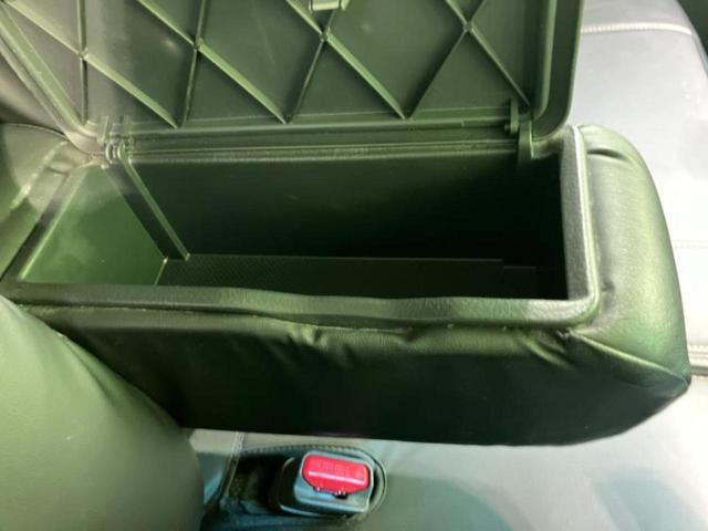 タント カスタムＲＳトップエディションＳＡ２　新品タイヤ／保証書／純正　ＳＤナビ／衝突安全装置／両側電動スライドドア／ヘッドランプ　ＬＥＤ／ＥＴＣ／ＥＢＤ付ＡＢＳ／横滑り防止装置／アイドリングストップ／バックモニター／フルセグＴＶ　バックカメラ（28枚目）