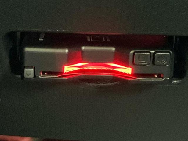 タント ファンクロスターボ　新品タイヤ／保証書／ディスプレイオーディオ／衝突安全装置／両側電動スライドドア／シートヒーター／パノラマモニター／車線逸脱防止支援システム／ドライブレコーダー　前後／ヘッドランプ　ＬＥＤ　全周囲カメラ（25枚目）