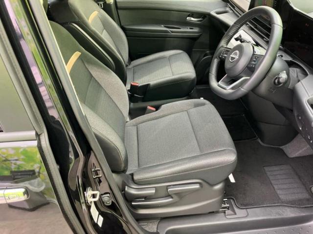 セレナ ハイウェイスターV Vセレクション 保証書/純正 9インチ SDナビ/フリップダウンモニター/インテリジェントルームミラー/エマージェンシーブレーキ/両側電動スライドドア/全方位モニター/車線逸脱防止支援システム 衝突被害軽減システム(4枚目)