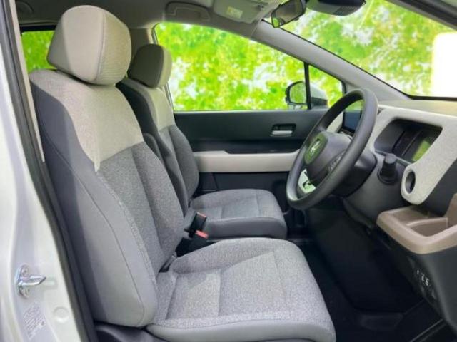 フリード ＡＩＲ　保証書／純正　８インチ　ナビ／ホンダセンシング／両側電動スライドドア／車線逸脱防止支援システム／登録済未使用車／ヘッドランプ　ＬＥＤ／Ｂｌｕｅｔｏｏｔｈ接続／ＥＢＤ付ＡＢＳ／ワンセグＴＶ／禁煙車（4枚目）