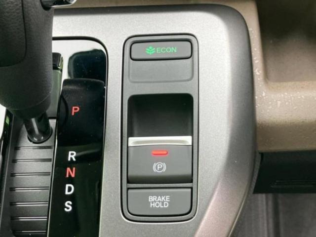 フリード ＡＩＲ　保証書／純正　８インチ　ナビ／ホンダセンシング／両側電動スライドドア／車線逸脱防止支援システム／登録済未使用車／ヘッドランプ　ＬＥＤ／Ｂｌｕｅｔｏｏｔｈ接続／ＥＢＤ付ＡＢＳ／ワンセグＴＶ／禁煙車（30枚目）