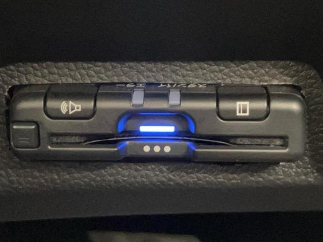 ヴェゼル eHEV X 保証書/純正 9インチ SDナビ/衝突安全装置/車線逸脱防止支援システム/ヘッドランプ LED/ETC/EBD付ABS/横滑り防止装置/アイドリングストップ/クルーズコントロール/フルセグTV(23枚目)