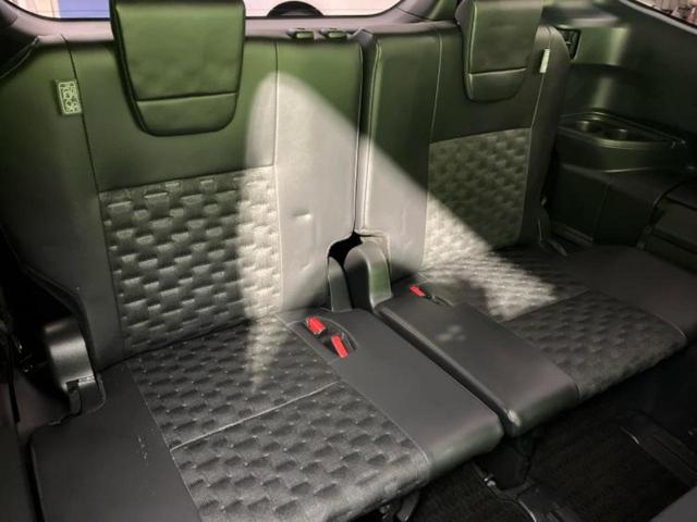 ヴォクシー ハイブリッドS-Z 新品タイヤ/保証書/ディスプレイオーディオ+ナビ10インチ/フリップダウンモニター/衝突安全装置/両側電動スライドドア/シートヒーター/車線逸脱防止支援システム/シート 合皮 衝突被害軽減システム(6枚目)