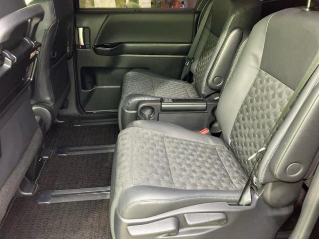 ヴォクシー ハイブリッドS-Z 新品タイヤ/保証書/ディスプレイオーディオ+ナビ10インチ/フリップダウンモニター/衝突安全装置/両側電動スライドドア/シートヒーター/車線逸脱防止支援システム/シート 合皮 衝突被害軽減システム(8枚目)