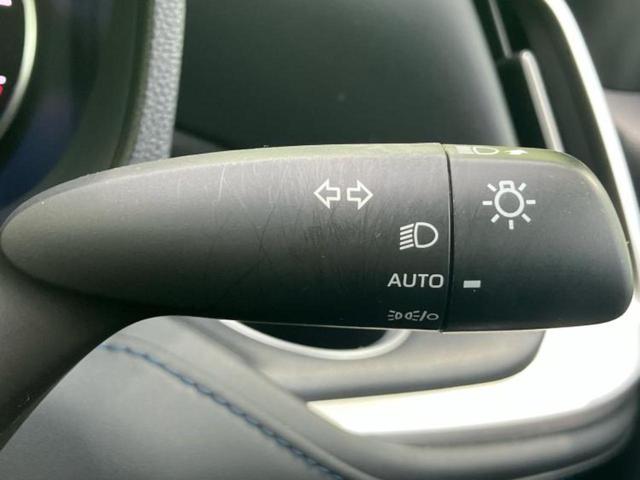 ヴォクシー ハイブリッドS-Z 新品タイヤ/保証書/ディスプレイオーディオ+ナビ10インチ/フリップダウンモニター/衝突安全装置/両側電動スライドドア/シートヒーター/車線逸脱防止支援システム/シート 合皮 衝突被害軽減システム(16枚目)