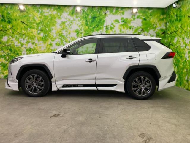 ＲＡＶ４ ４ＷＤ　Ｇ　ＴＲＤエアロ／保証書／ディスプレイオーディオ＋ナビ１０．５インチ／トヨタセーフティセンス／シートエアコン／パノラミックビューモニター／車線逸脱防止支援システム／シート　合皮／電動バックドア　フルエアロ（2枚目）