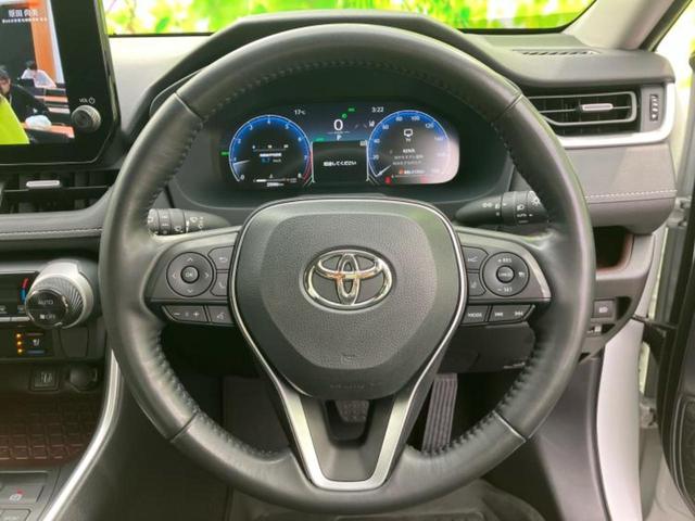 ＲＡＶ４ ４ＷＤ　Ｇ　ＴＲＤエアロ／保証書／ディスプレイオーディオ＋ナビ１０．５インチ／トヨタセーフティセンス／シートエアコン／パノラミックビューモニター／車線逸脱防止支援システム／シート　合皮／電動バックドア　フルエアロ（16枚目）