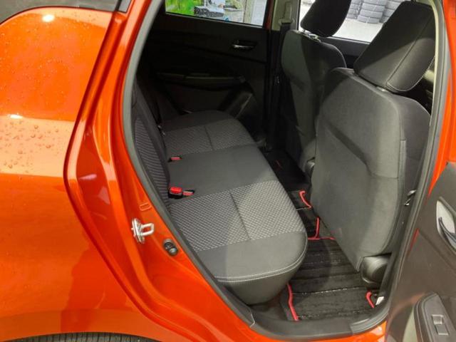 スイフト ハイブリッドＲＳ　保証書／純正　ＳＤナビ／セーフティサポート（スズキ）／シートヒーター　運転席／全方位モニター／車線逸脱防止支援システム／ドライブレコーダー　前後／ヘッドランプ　ＬＥＤ／ＵＳＢジャック　全周囲カメラ（5枚目）