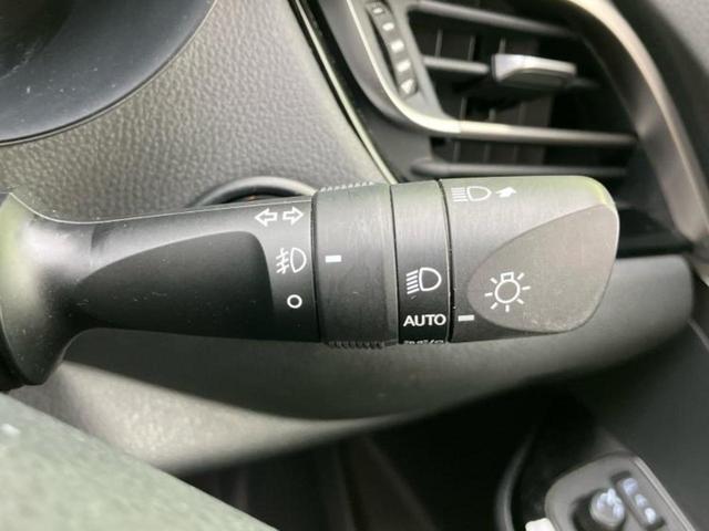 Ｃ－ＨＲ Ｇモードネロセーフティプラス　新品タイヤ／保証書／ディスプレイオーディオ＋ナビ／衝突安全装置／エアーシート　前席／全方位モニター／車線逸脱防止支援システム／シート　ハーフレザー／ヘッドランプ　ＬＥＤ／ＵＳＢジャック　全周囲カメラ（17枚目）