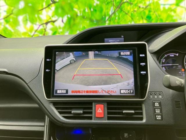 ノア ハイブリッドＳｉ　純正エアロ／保証書／純正　１０インチ　ＳＤナビ／フリップダウンモニター　純正　１２．８インチ／衝突安全装置／両側電動スライドドア／車線逸脱防止支援システム／ヘッドランプ　ＬＥＤ　衝突被害軽減システム（12枚目）