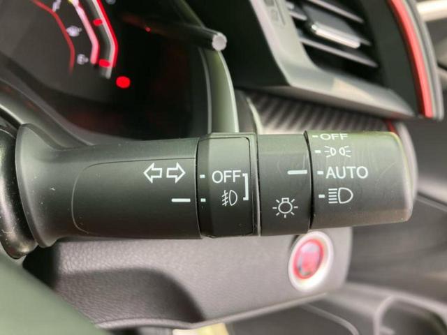 シビック タイプＲ　新品タイヤ／純正　ＳＤナビ／ヘッドランプ　ＬＥＤ／Ｂｌｕｅｔｏｏｔｈ接続／ＥＴＣ／ＥＢＤ付ＡＢＳ／横滑り防止装置／アイドリングストップ／クルーズコントロール／フルセグＴＶ／ＤＶＤ／ターボ　ＤＶＤ再生（16枚目）