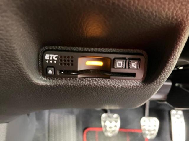 シビック タイプＲ　新品タイヤ／純正　ＳＤナビ／ヘッドランプ　ＬＥＤ／Ｂｌｕｅｔｏｏｔｈ接続／ＥＴＣ／ＥＢＤ付ＡＢＳ／横滑り防止装置／アイドリングストップ／クルーズコントロール／フルセグＴＶ／ＤＶＤ／ターボ　ＤＶＤ再生（26枚目）