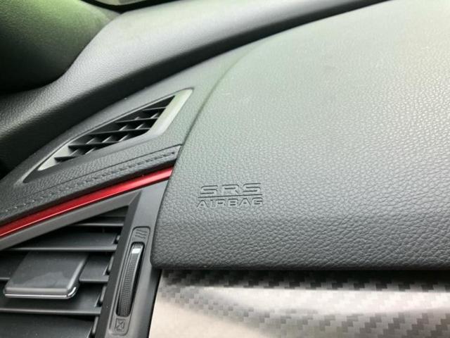 シビック タイプＲ　新品タイヤ／純正　ＳＤナビ／ヘッドランプ　ＬＥＤ／Ｂｌｕｅｔｏｏｔｈ接続／ＥＴＣ／ＥＢＤ付ＡＢＳ／横滑り防止装置／アイドリングストップ／クルーズコントロール／フルセグＴＶ／ＤＶＤ／ターボ　ＤＶＤ再生（39枚目）
