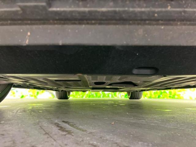 シビック タイプＲ　新品タイヤ／純正　ＳＤナビ／ヘッドランプ　ＬＥＤ／Ｂｌｕｅｔｏｏｔｈ接続／ＥＴＣ／ＥＢＤ付ＡＢＳ／横滑り防止装置／アイドリングストップ／クルーズコントロール／フルセグＴＶ／ＤＶＤ／ターボ　ＤＶＤ再生（45枚目）