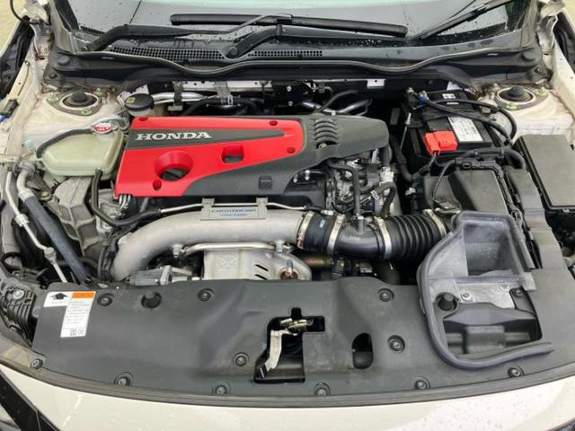 シビック タイプＲ　新品タイヤ／純正　ＳＤナビ／ヘッドランプ　ＬＥＤ／Ｂｌｕｅｔｏｏｔｈ接続／ＥＴＣ／ＥＢＤ付ＡＢＳ／横滑り防止装置／アイドリングストップ／クルーズコントロール／フルセグＴＶ／ＤＶＤ／ターボ　ＤＶＤ再生（47枚目）