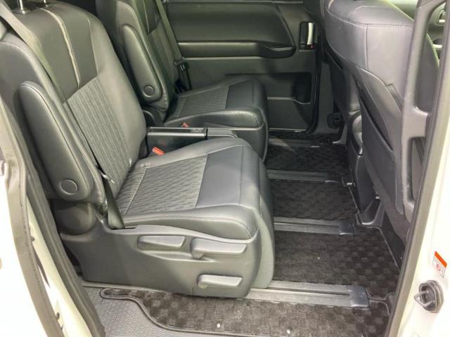 ノア ハイブリッドＳ－Ｚ　ディスプレイオーディオ＋ナビ１０．５インチ／フリップダウンモニター　純正　１４インチ／デジタルインナーミラー／トヨタセーフティセンス／両側電動スライドドア／シートヒーター　前席　衝突被害軽減システム（5枚目）