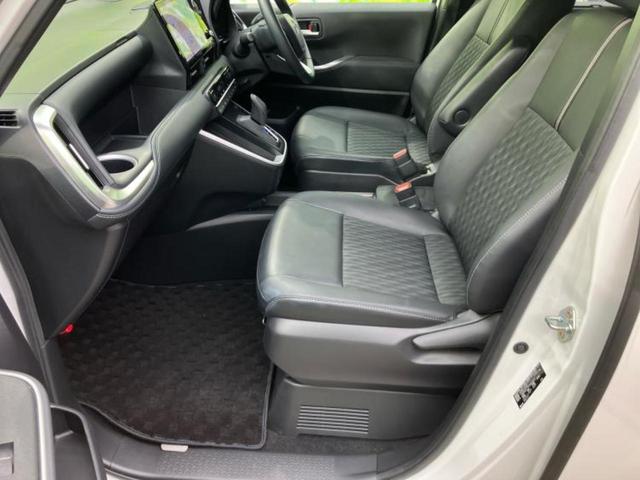 ノア ハイブリッドＳ－Ｚ　ディスプレイオーディオ＋ナビ１０．５インチ／フリップダウンモニター　純正　１４インチ／デジタルインナーミラー／トヨタセーフティセンス／両側電動スライドドア／シートヒーター　前席　衝突被害軽減システム（7枚目）