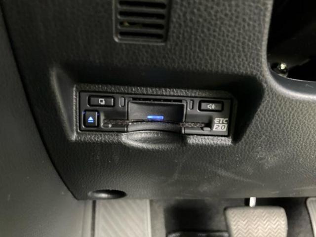 ノア ハイブリッドＳ－Ｚ　ディスプレイオーディオ＋ナビ１０．５インチ／フリップダウンモニター　純正　１４インチ／デジタルインナーミラー／トヨタセーフティセンス／両側電動スライドドア／シートヒーター　前席　衝突被害軽減システム（27枚目）