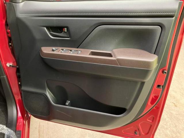 ルーミー Ｇ　Ｓ　純正　ナビ／スマートアシスト（トヨタ・ダイハツ）／両側電動スライドドア／ヘッドランプ　ＬＥＤ／Ｂｌｕｅｔｏｏｔｈ接続／ＥＢＤ付ＡＢＳ／横滑り防止装置／アイドリングストップ／バックモニター　バックカメラ（20枚目）