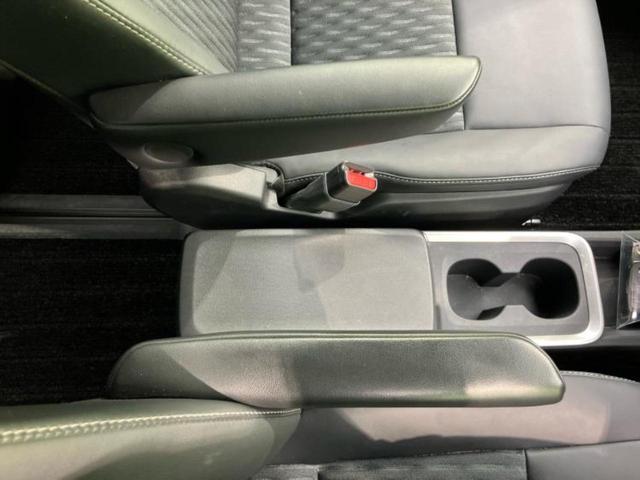 ノア ハイブリッドＳ－Ｚ　保証書／純正　１０インチ　ＳＤナビ／フリップダウンモニター／衝突安全装置／両側電動スライドドア／シートヒーター／車線逸脱防止支援システム／シート　ハーフレザー／電動バックドア／ヘッドランプ　ＬＥＤ（34枚目）