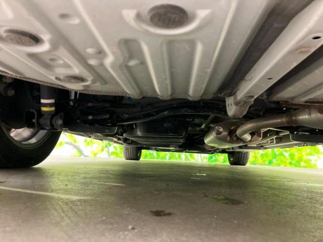 ノア ハイブリッドＳ－Ｚ　保証書／純正　１０インチ　ＳＤナビ／フリップダウンモニター／衝突安全装置／両側電動スライドドア／シートヒーター／車線逸脱防止支援システム／シート　ハーフレザー／電動バックドア／ヘッドランプ　ＬＥＤ（45枚目）