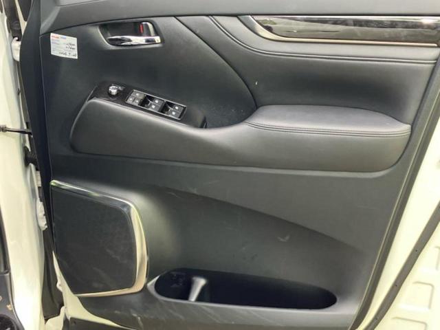 アルファード ＳＣ　新品タイヤ／保証書／社外　１１インチ　ＳＤナビ／フリップダウンモニター　社外　１２．８インチ／デジタルインナーミラー／衝突安全装置／両側電動スライドドア／シートヒーター　前席　衝突被害軽減システム（22枚目）