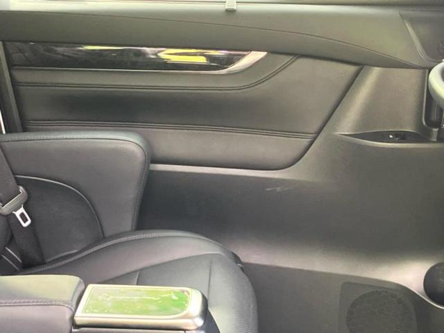 アルファード ＳＣ　新品タイヤ／保証書／社外　１１インチ　ＳＤナビ／フリップダウンモニター　社外　１２．８インチ／デジタルインナーミラー／衝突安全装置／両側電動スライドドア／シートヒーター　前席　衝突被害軽減システム（23枚目）